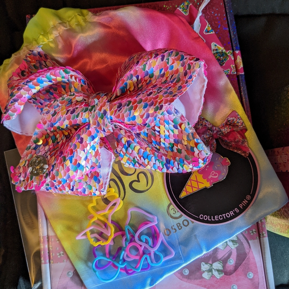 💎Bow 32🎀 JoJo Siwa bow of the month club!